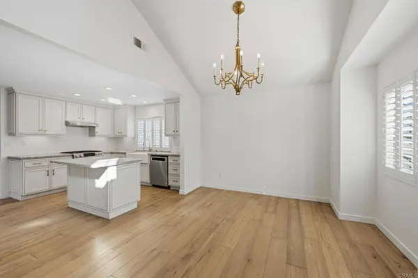 1709 Edgefield LN, Encinitas, CA 92024