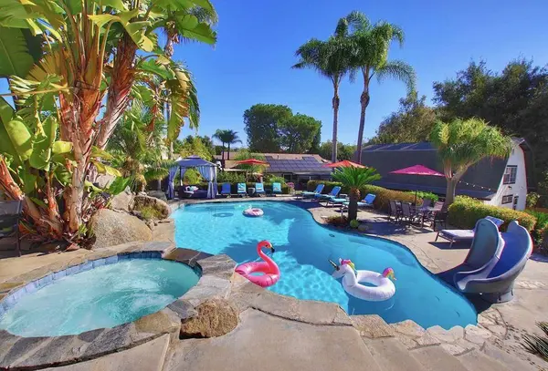 2455 Clearcrest LN, Fallbrook, CA 92028