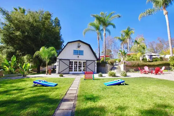 2455 Clearcrest LN, Fallbrook, CA 92028