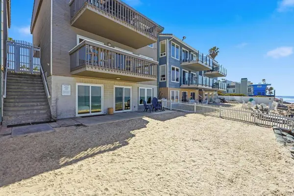 1129 S Pacific ST #A, Oceanside, CA 92054