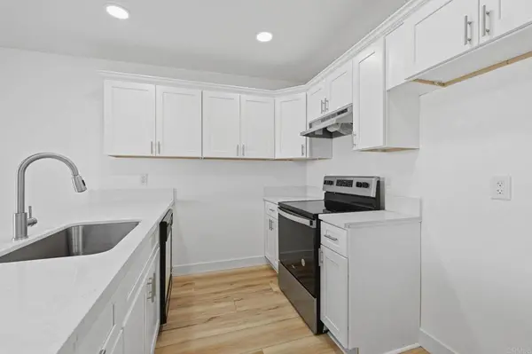 204 Candice PL, Vista, CA 92083