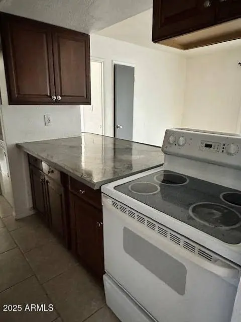 8574 E INDIAN SCHOOL Road #F, Scottsdale, AZ 85251