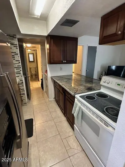 8574 E INDIAN SCHOOL Road #F, Scottsdale, AZ 85251