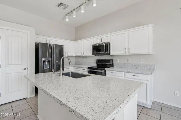 13553 W IRONWOOD Street, Surprise, AZ 85374