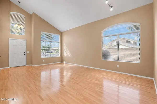 8266 W EUGIE Avenue, Peoria, AZ 85381