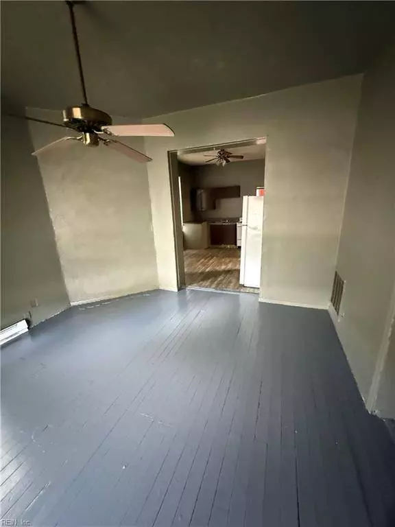 309 W 26th ST, Norfolk, VA 23517