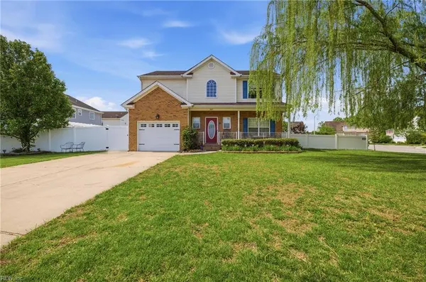 1817 Laplaca LN, Virginia Beach, VA 23464