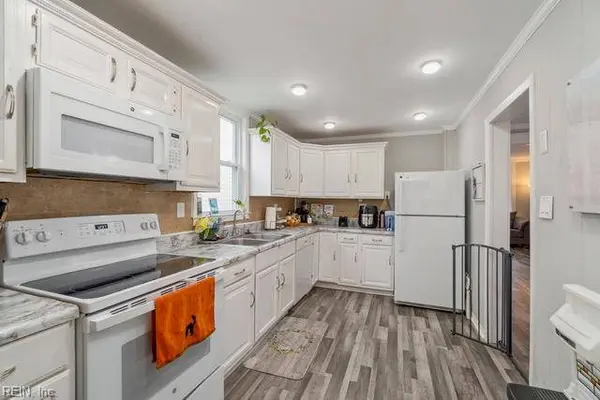 621 W 37th ST, Norfolk, VA 23508
