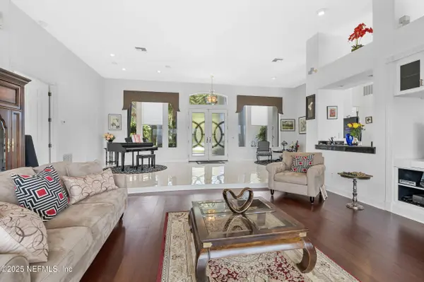 12 COLLINGVILLE CT, Palm Coast, FL 32137