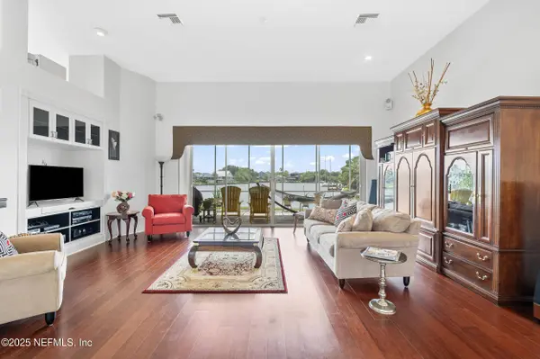 12 COLLINGVILLE CT, Palm Coast, FL 32137