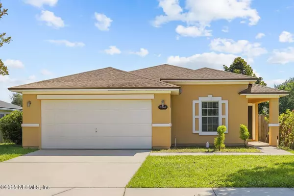 2261 BRIAN LAKES DR N, Jacksonville, FL 32221