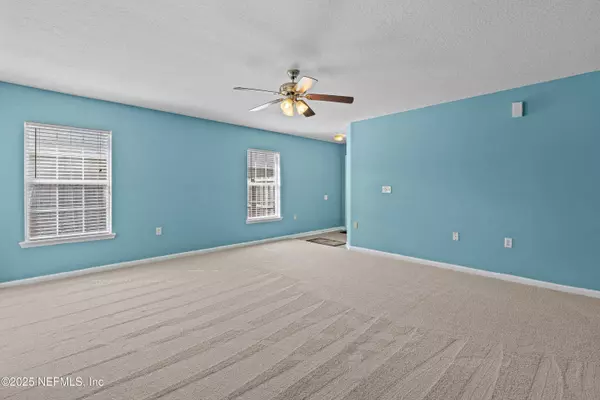 2261 BRIAN LAKES DR N, Jacksonville, FL 32221