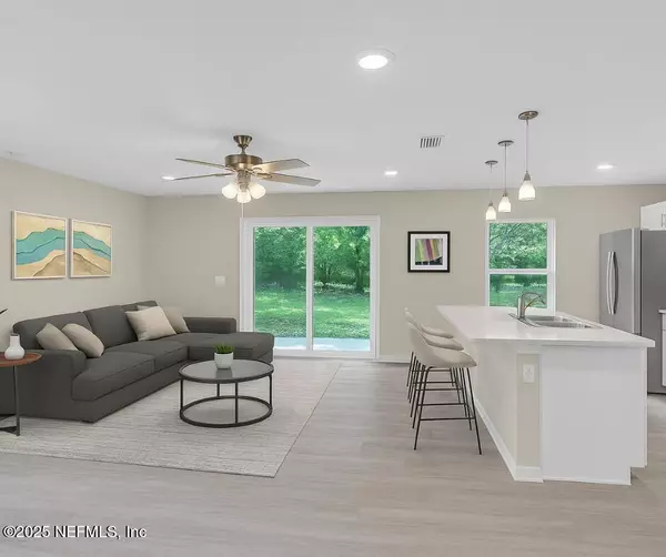 8626 NUSSBAUM DR, Jacksonville, FL 32210