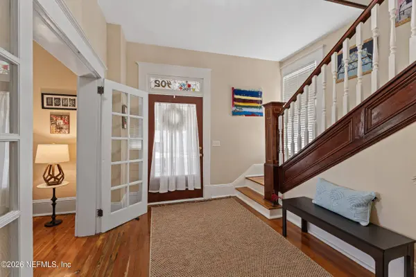 402 E 6TH ST, Jacksonville, FL 32206