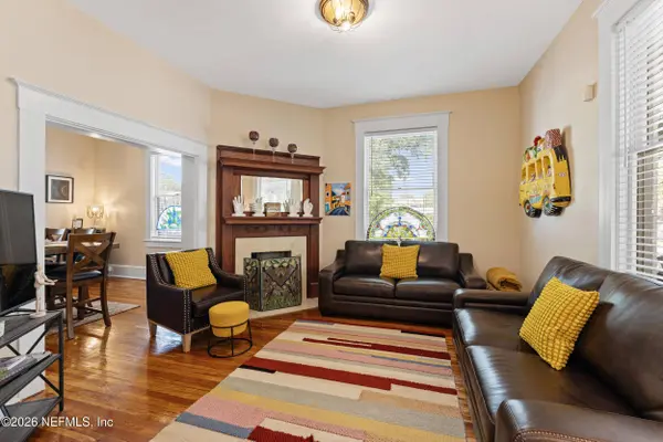 402 E 6TH ST, Jacksonville, FL 32206