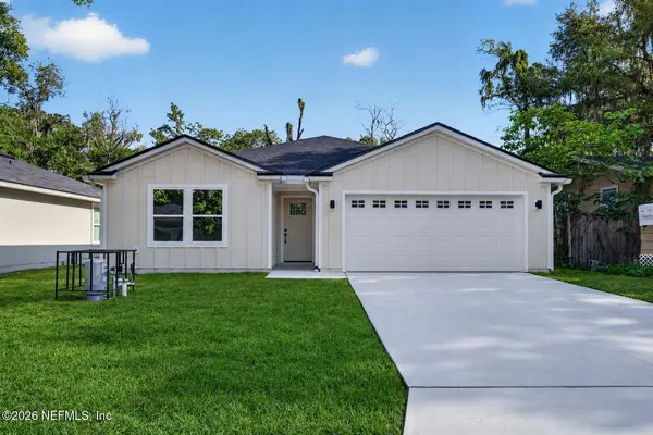 8329 OSTEEN ST, Jacksonville, FL 32210