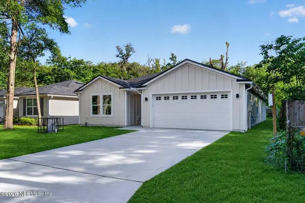 8329 OSTEEN ST, Jacksonville, FL 32210