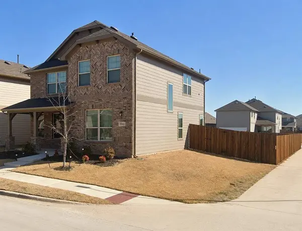 2955 Brittlebush Drive, Fort Worth, TX 76108