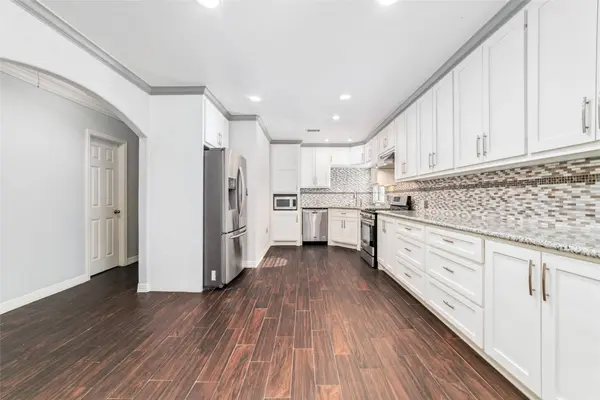 5012 Irvington BLVD, Houston, TX 77009