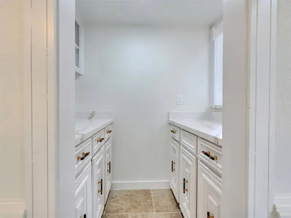 8322 Oak Moss DR, Spring, TX 77379