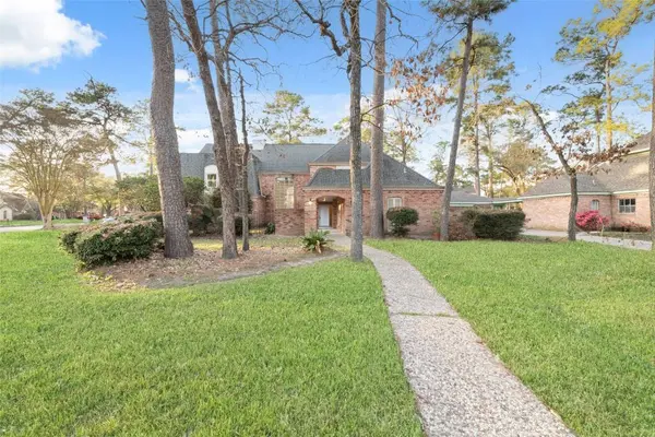 8322 Oak Moss DR, Spring, TX 77379