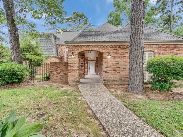 8322 Oak Moss DR, Spring, TX 77379