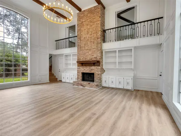 8322 Oak Moss DR, Spring, TX 77379