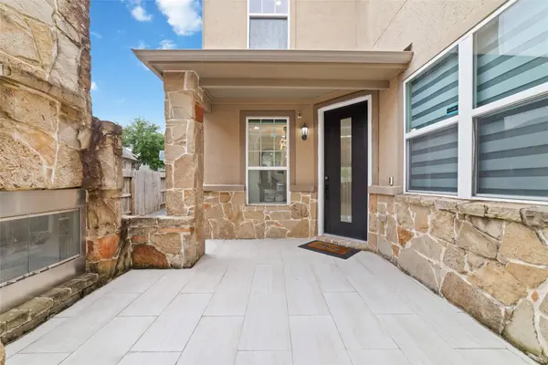 10910 Kirker LN, Richmond, TX 77407