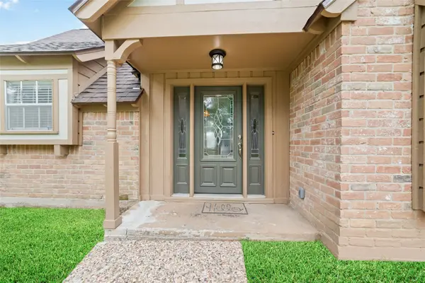 7910 Oak Moss DR, Spring, TX 77379