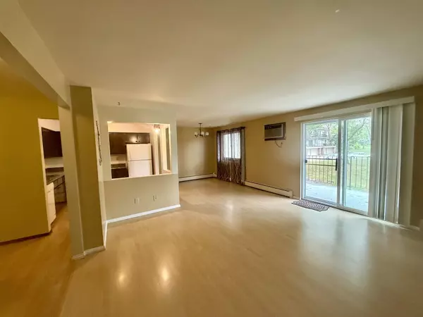 610 N WESTFIELD Road #B, Madison, WI 53717