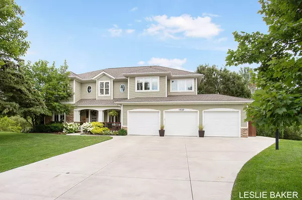 1939 Sugarcreek Court, Zeeland, MI 49464