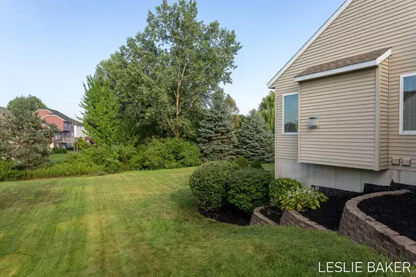 1933 Sugar Creek Court, Zeeland, MI 49464