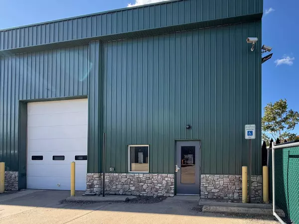 154 E Lakewood Boulevard #200, Holland, MI 49424