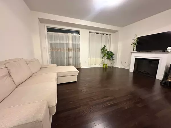 185 Hayrake ST, Brampton, ON L6Z 0K4