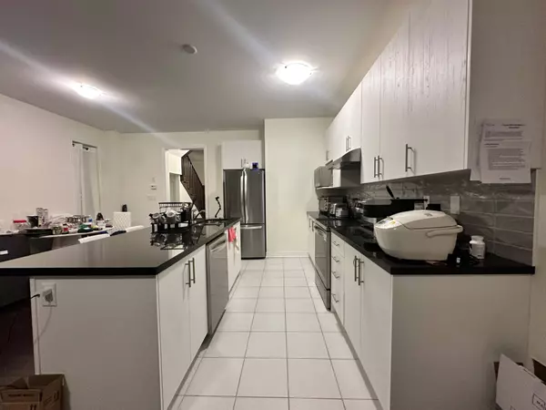 185 Hayrake ST, Brampton, ON L6Z 0K4