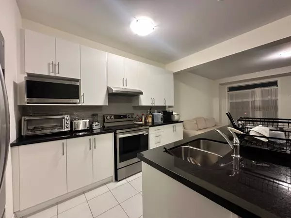 185 Hayrake ST, Brampton, ON L6Z 0K4