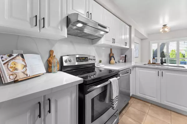 76 Madison AVE, Richmond Hill, ON L4E 4P4