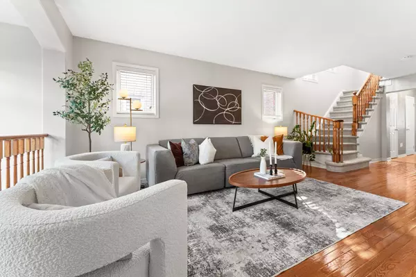 76 Madison AVE, Richmond Hill, ON L4E 4P4