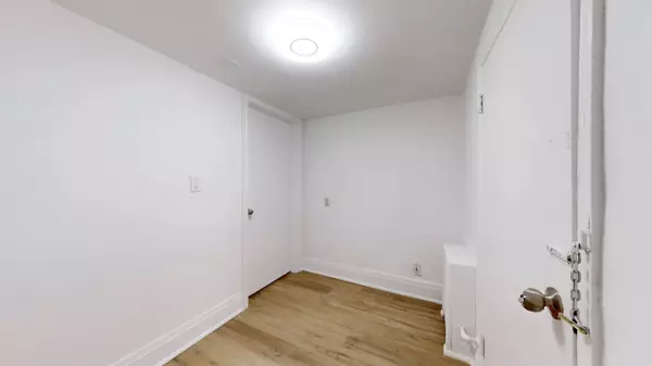 451 Donlands AVE #Bsmt, Toronto E03, ON M4J 3S4