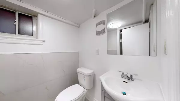 451 Donlands AVE #Bsmt, Toronto E03, ON M4J 3S4