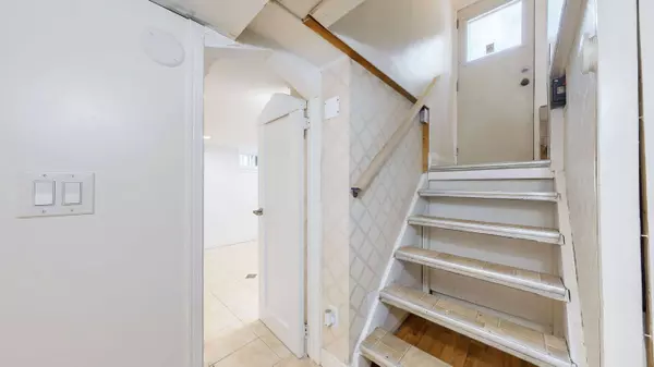 164 William ST #BSMT, Toronto W04, ON M9N 2H1