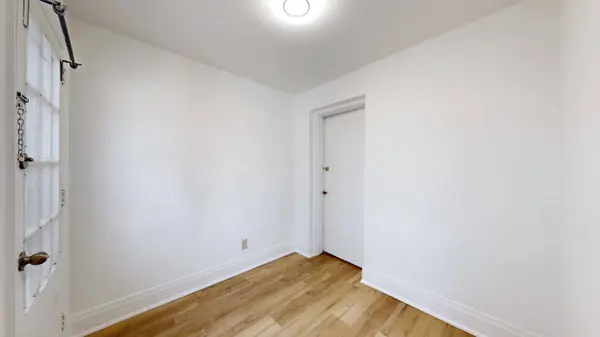 451 Donlands AVE #Upper, Toronto E03, ON M4J 3S4