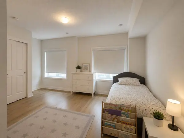 13 Maybank LN, Whitchurch-stouffville, ON L4A 2S9