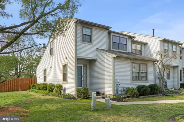 24 BURGUNDY DR, Marlton, NJ 08053