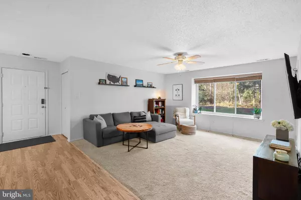 4208A ABERDEEN DR, Mount Laurel, NJ 08054