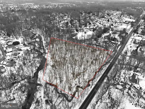 449 TYLERS MILL RD, Sewell, NJ 08080