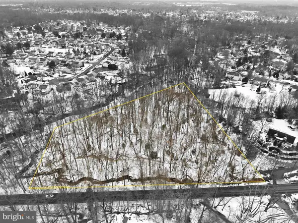 449 TYLERS MILL RD, Sewell, NJ 08080