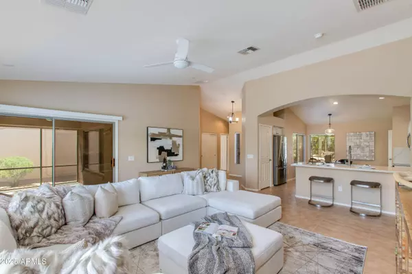 15690 W EARLL Drive, Goodyear, AZ 85395