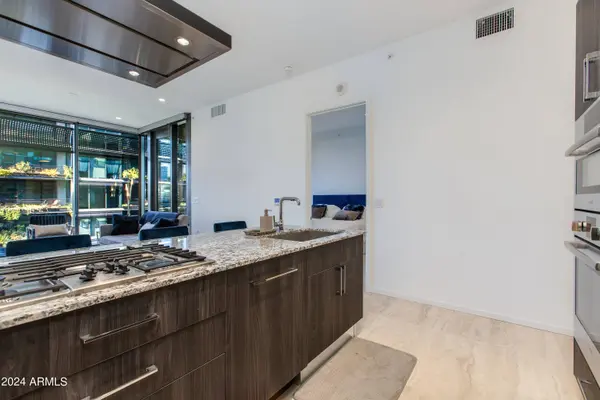 7180 E KIERLAND Boulevard #1002, Scottsdale, AZ 85254