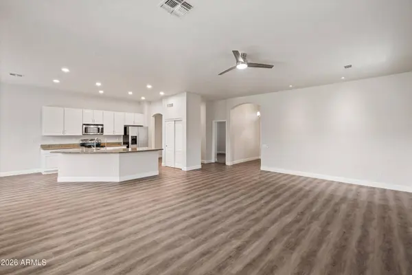 8517 E NEVILLE Avenue, Mesa, AZ 85209